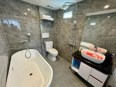 Hoàng Gia Hotel Nhân Hòa – 写真 11